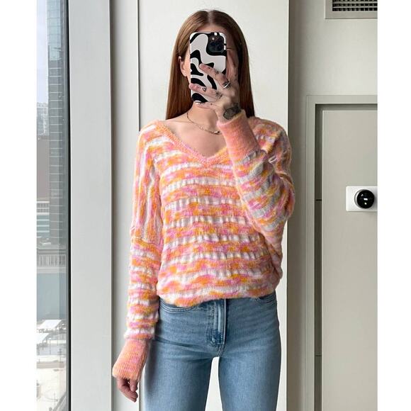 Free People Oversized Striped Sweater Pink Orange Fuzzy Knit V-Neck Pullover M - Picture 7 of 12